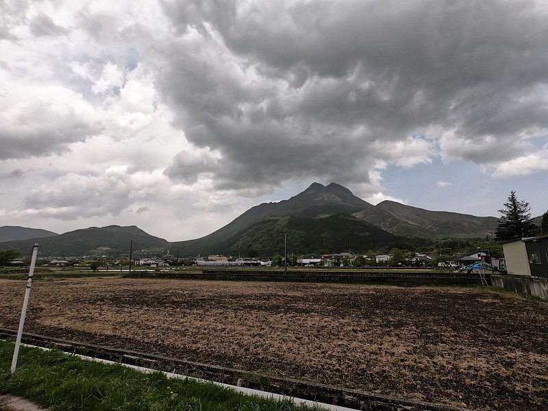 玉福山的前面