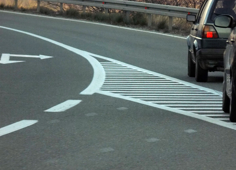 道路细节-沥青和道路标记