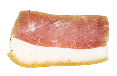 切片桶腌沙罗与猪肉切