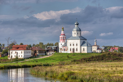 Suzdal。先知以利亚的教堂观。俄罗斯