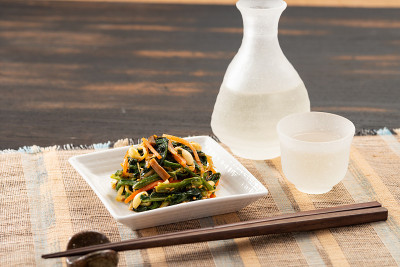 菠菜纳穆尔