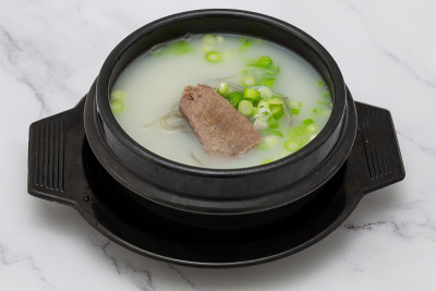 韩国菜牛腿骨汤