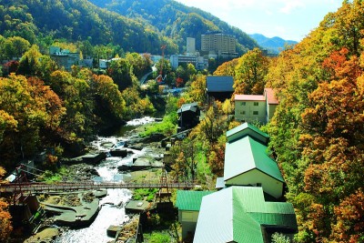 秋景北海道、札幌、中赞井温泉