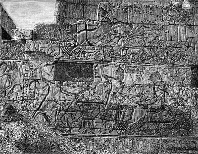 19世纪在埃及神庙雕刻的象形文字，描绘了第一集殴打利比亚人;维多利亚时代的埃及，文物和废墟，1890
