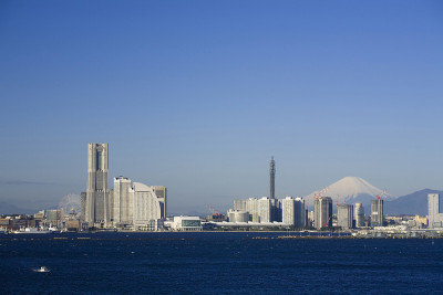 Minato Mirai建筑和富士山