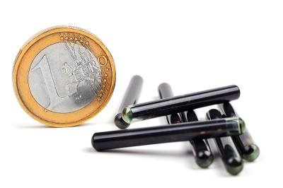 Euro near动物植入物
