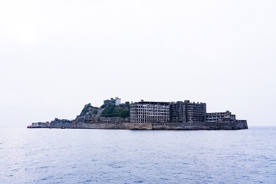 废弃的岛(Gunkanjima)