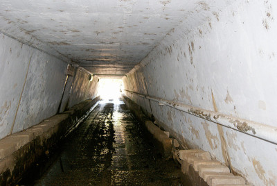 高尔夫隧道