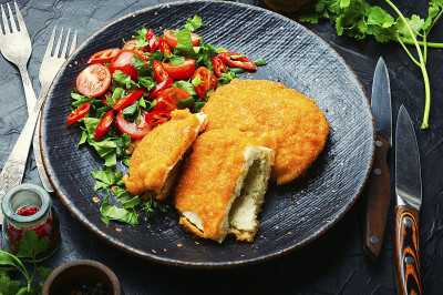 饮食基辅肉片。乌克兰食物