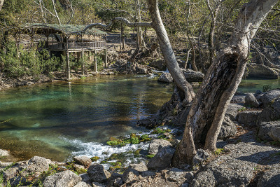 安塔利亚Köprülü Kanyon的Köprüçay (Eurymedon)河的风景