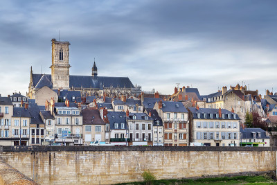 Nevers，法国