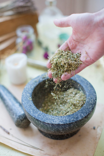 替代药物草药概念。