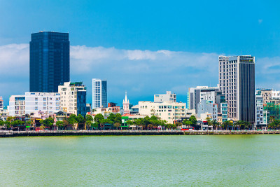 岘港城市天际线鸟瞰图