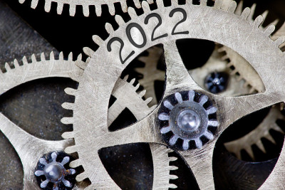 金属车轮与2022年新年