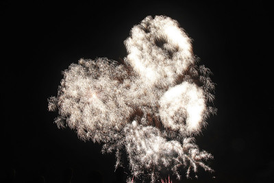 烟花,烟花。