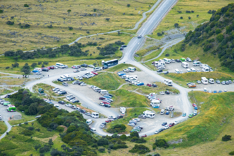 俯瞰库克山国家公园的白宫山营地。