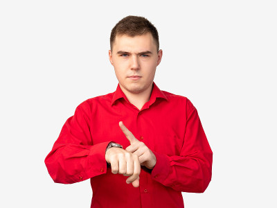 抓紧时间，要求男人提醒手表
