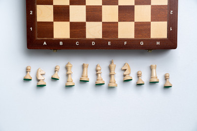 国际象棋在线和战略的商业概念从俯视图