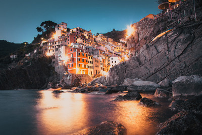 风景如画的Riomaggiore小镇，在五地国家公园，利古里亚地区，意大利