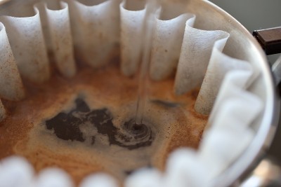 coffee extraction with drip and filter using a bla