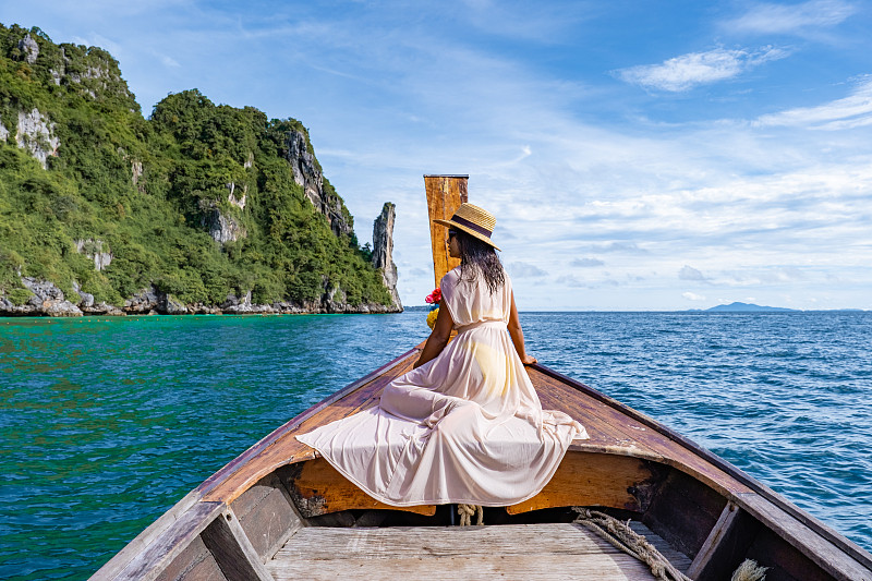 Maya Bay Koh Phi Phi Thailand，绿松石碧水泰国Koh Phi Phi，泰