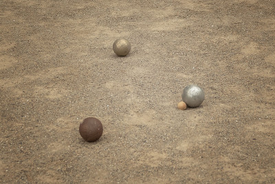 老金属petanque球在细石场