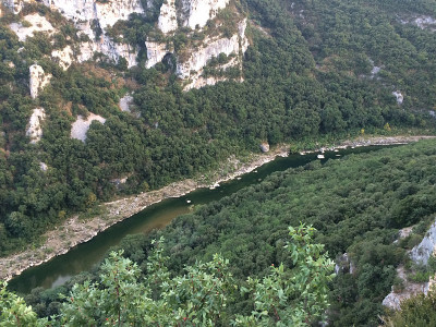 峡谷和峡谷