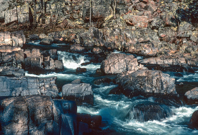Johnson's Shut-ins SP - Shut-ins Flowing Water特写- 