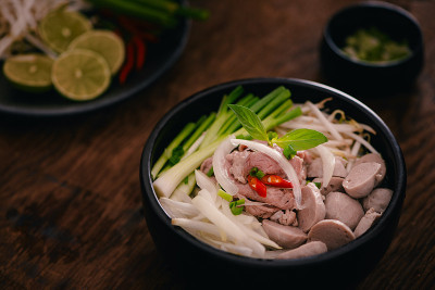 越南菜，牛肉片米粉汤