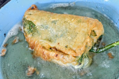 烹饪辣椒波布拉诺