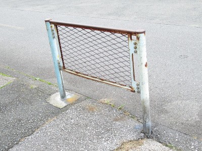 护栏