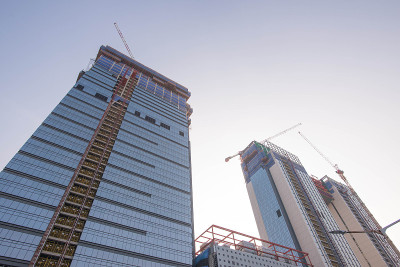 在建的大型建筑