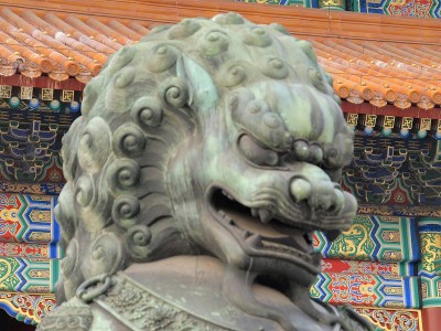 青铜狮子