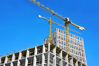 起重机及高层建筑工地