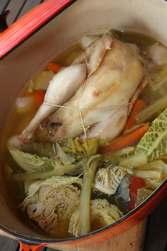 “Poule au pot”煮鸡法国烹饪法国文化