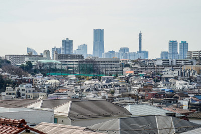 从山上看横滨的景色