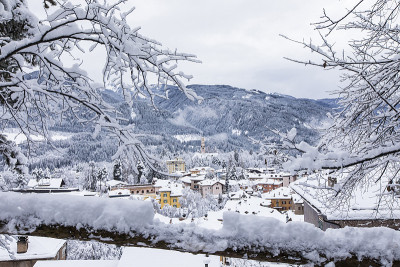 山上的雪