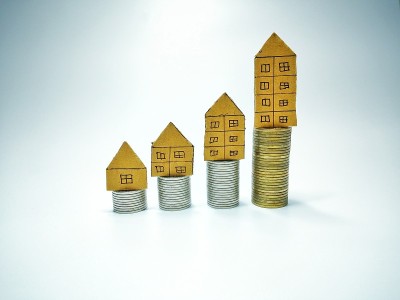 硬币、白银和黄金都有房子和公寓。