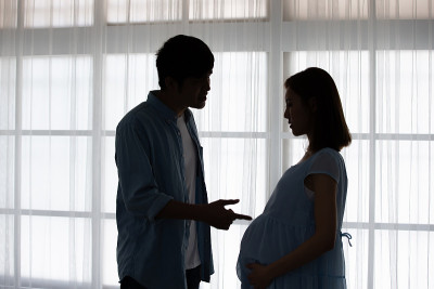 怀孕的夫妻吵架