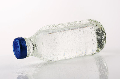 一瓶水