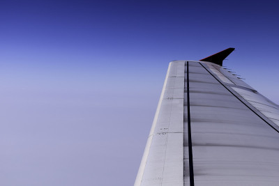 空中飞机机翼