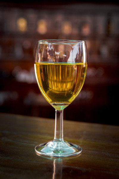 酒杯里的酒