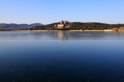 佛香塔，冰湖昆明湖
