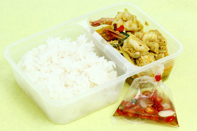 海鲜黄咖喱粉炒饭