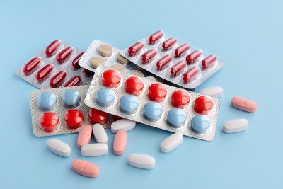 医疗/保健概念:一些医用彩丸