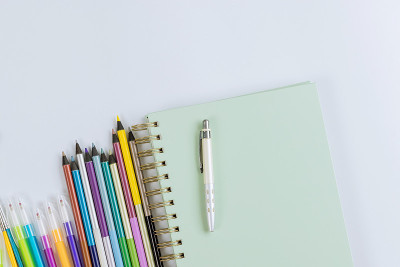 学校时间的各种各样的学校用品