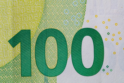 100欧元