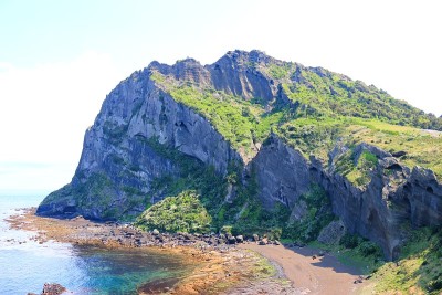 承山日出峰，联合国教科文组织世界遗产，日出峰，日出峰，岩石，火山口，悬崖，