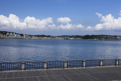 Enoshima的蓝天