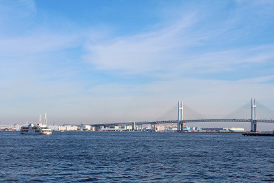 风景日本横滨民atomirai。横滨海湾大桥。
